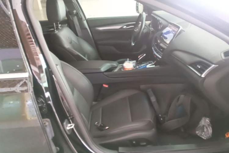 Used Cadillac CT5 2022 28T Luxury Edition Right Front Seat