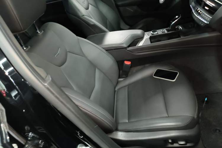 Used Cadillac CT5 2022 28T Luxury Edition Right Front Seat