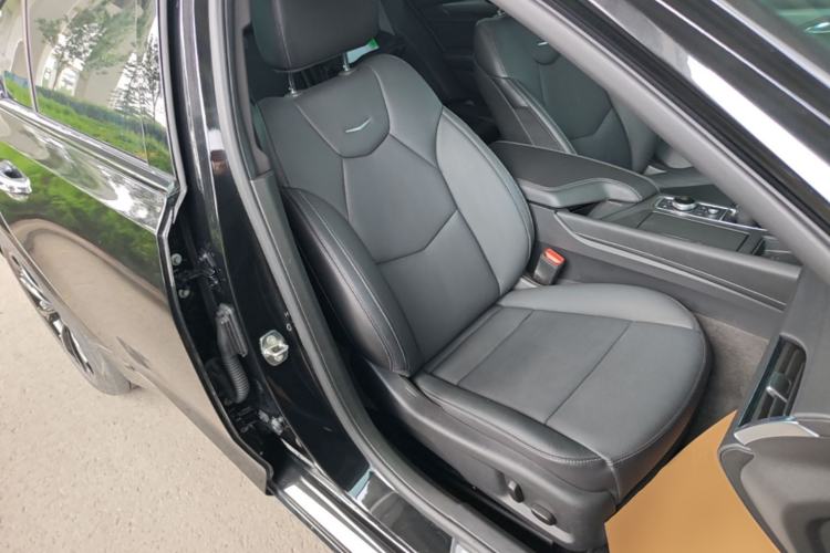 Used Cadillac CT5 2022 28T Luxury Version (Standard Edition) Right Front Seat