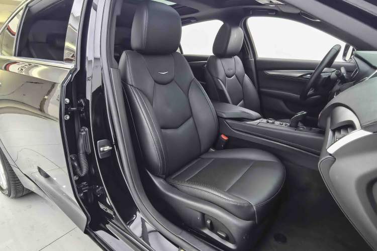 Used Cadillac CT5 2022 28T Luxury Version (Standard Edition) Right Front Seat