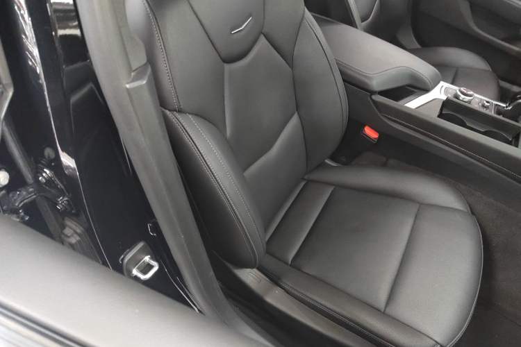 Used Cadillac CT5 2022 28T Luxury Edition Right Front Seat