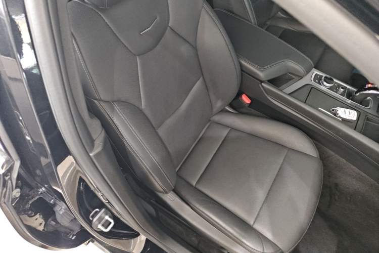 Used Cadillac CT5 2022 28T Luxury Version (Standard Edition) Right Front Seat