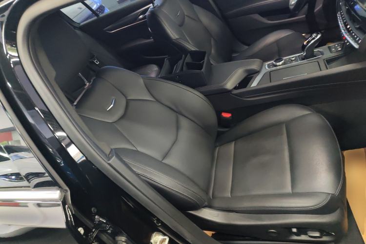 Used Cadillac CT5 2022 28T Prestige Edition Right Front Seat
