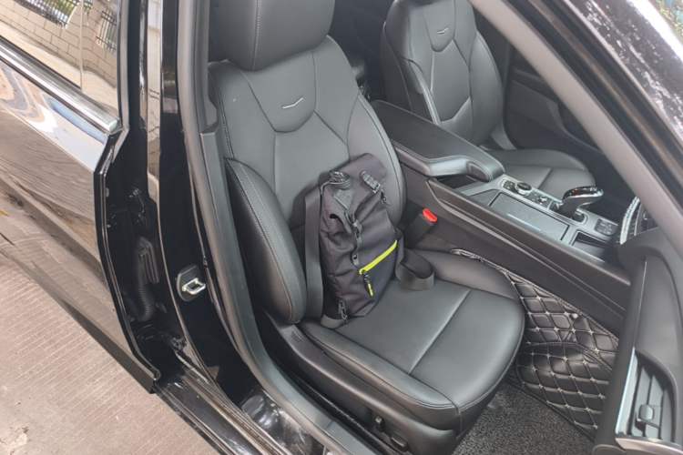 Used Cadillac CT5 2022 28T Luxury Version (Standard Edition) Right Front Seat