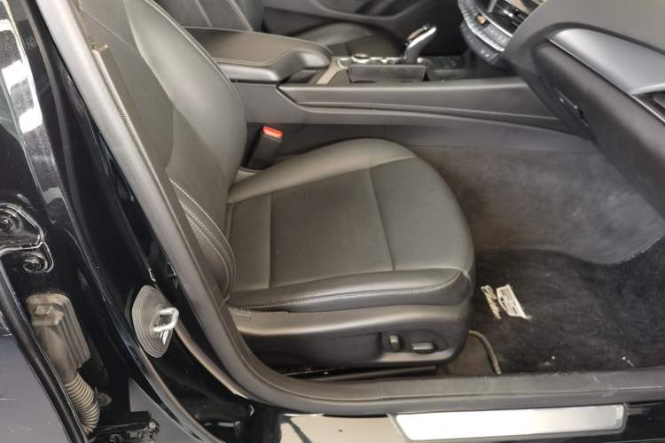 Used Cadillac CT5 2022 28T Luxury Version (Standard Edition) Right Front Seat