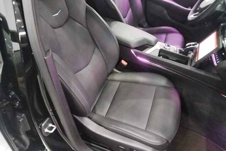 Used Cadillac CT5 2022 28T Prestige Edition Right Front Seat