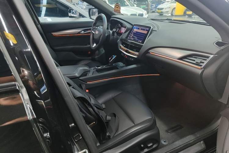 Used Cadillac CT5 2022 28T Luxury Version (Standard Edition) Right Front Seat