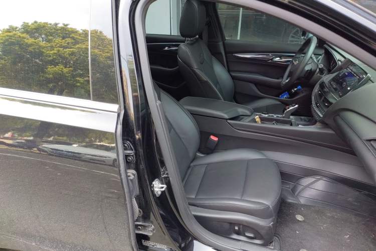 Used Cadillac CT5 2022 28T Luxury Version (Standard Edition) Right Front Seat