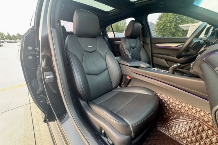 Used Cadillac CT5 2022 28T Luxury Version (Standard Edition) Right Front Seat