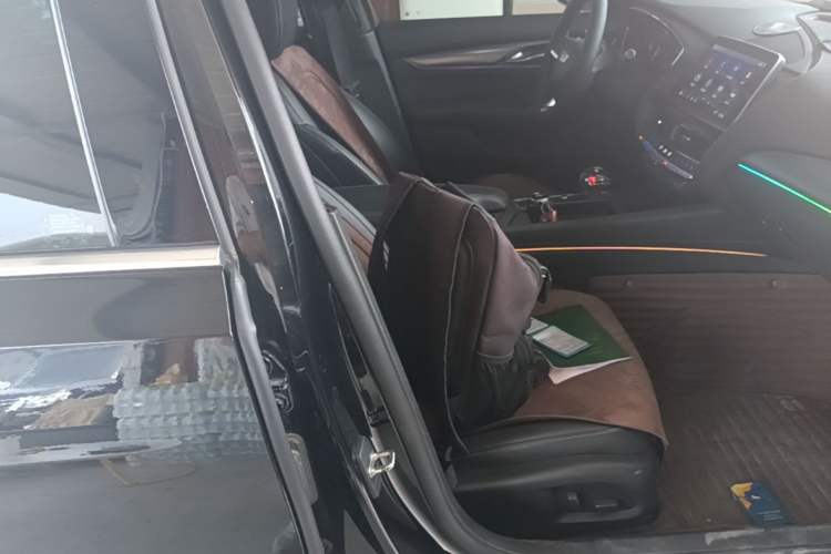 Used Cadillac CT5 2022 28T Luxury Version (Standard Edition) Right Front Seat