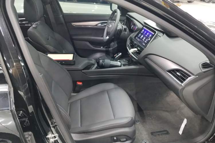Used Cadillac CT5 2022 28T Luxury Version (Standard Edition) Right Front Seat