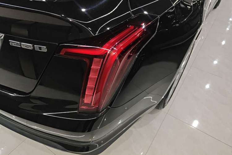 Used Cadillac CT5 2022 28T Luxury Version (Standard Edition) Right Rear Taillight