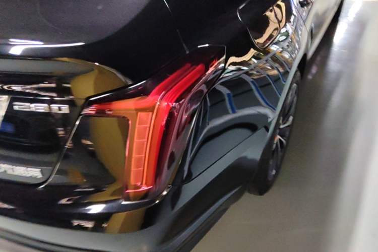 Used Cadillac CT5 2022 28T Prestige Edition Right Rear Taillight