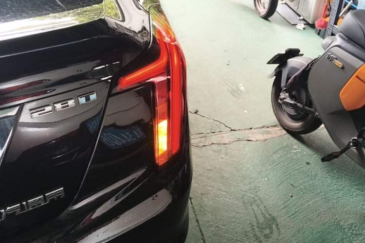 Used Cadillac CT5 2022 28T Luxury Version (Standard Edition) Right Rear Taillight