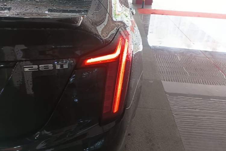 Used Cadillac CT5 2022 28T Luxury Edition Right Rear Taillight