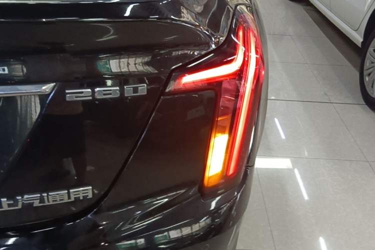 Used Cadillac CT5 2022 28T Luxury Version (Standard Edition) Right Rear Taillight