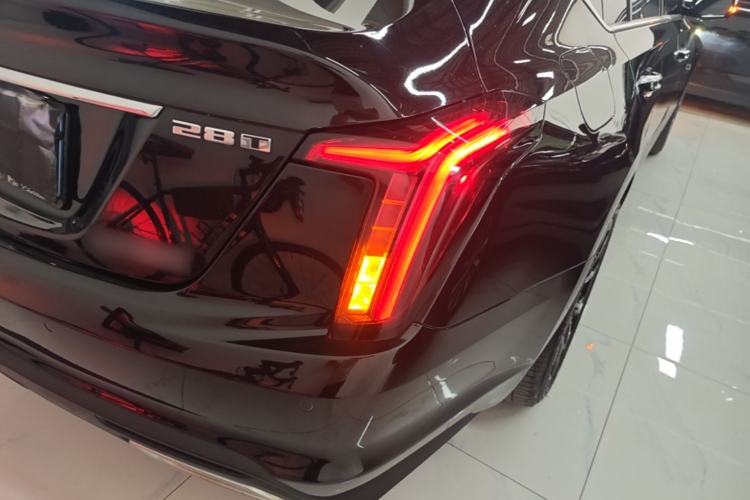 Used Cadillac CT5 2022 28T Luxury Edition Right Rear Taillight