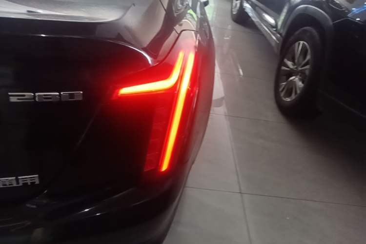 Used Cadillac CT5 2022 28T Luxury Version (Standard Edition) Right Rear Taillight