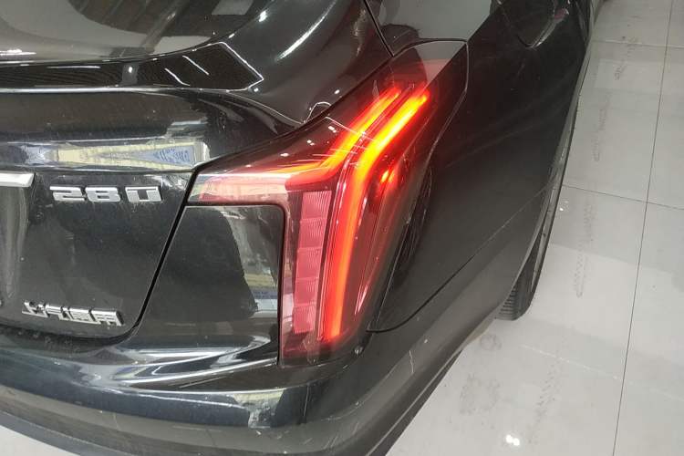 Used Cadillac CT5 2022 28T Luxury Version (Standard Edition) Right Rear Taillight
