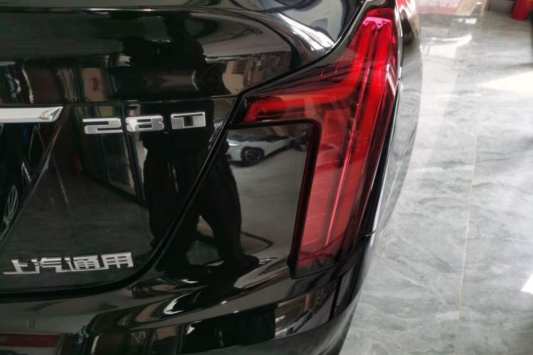 Used Cadillac CT5 2022 28T Luxury Edition Right Rear Taillight