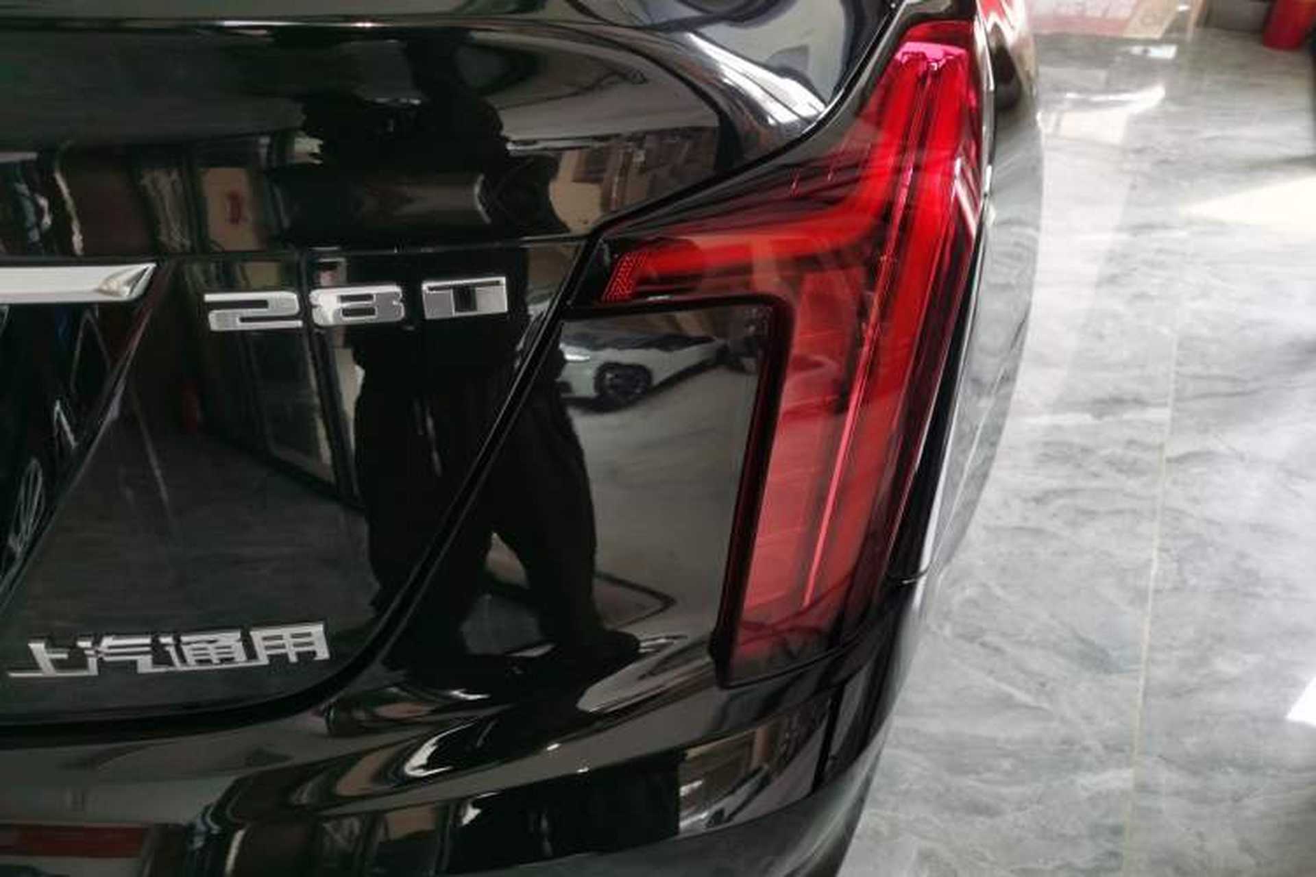 Used Cadillac CT5 2022 28T Luxury Edition Right Rear Taillight