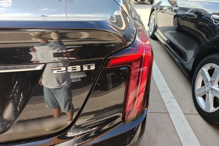 Used Cadillac CT5 2022 28T Luxury Edition Right Rear Taillight