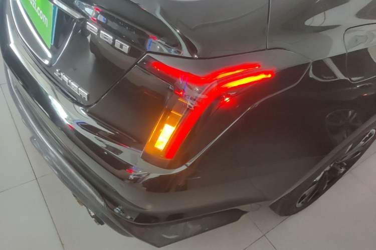 Used Cadillac CT5 2022 28T Luxury Version (Standard Edition) Right Rear Taillight