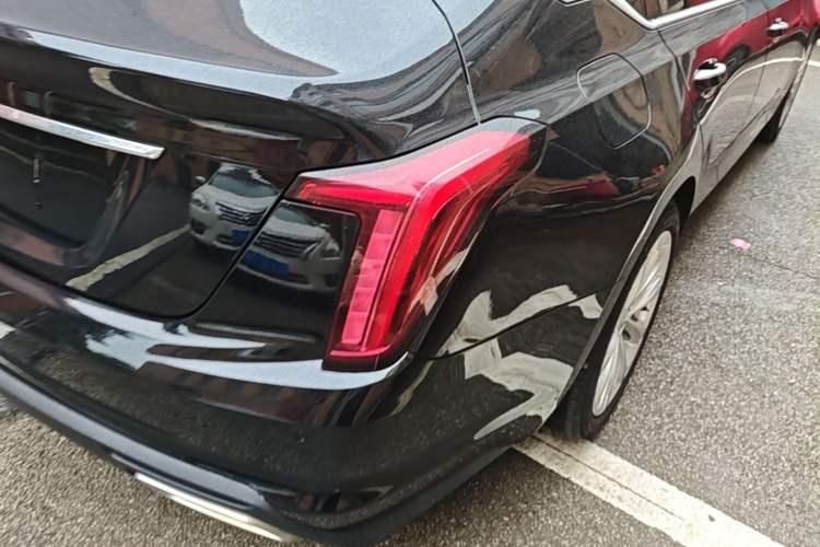 Used Cadillac CT5 2022 28T Luxury Version (Standard Edition) Right Rear Taillight