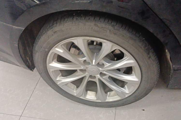 Used Cadillac CT5 2022 28T Luxury Version (Standard Edition) Right Rear Wheel Hub