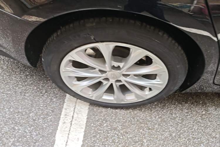 Used Cadillac CT5 2022 28T Luxury Version (Standard Edition) Right Rear Wheel Hub