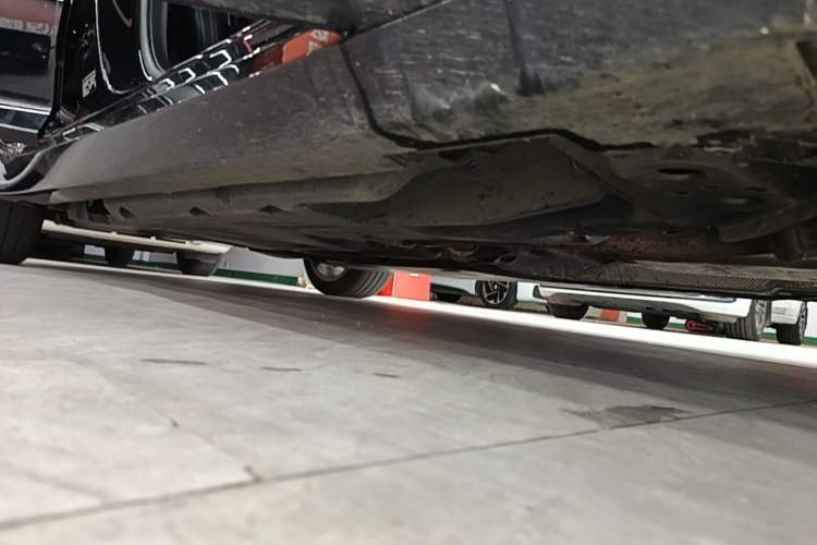 Used Cadillac CT5 2022 28T Luxury Version (Standard Edition) Right Side Sill