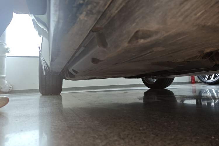 Used Cadillac CT5 2022 28T Luxury Version (Standard Edition) Right Side Sill