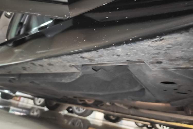 Used Cadillac CT5 2022 28T Luxury Version (Standard Edition) Right Side Sill