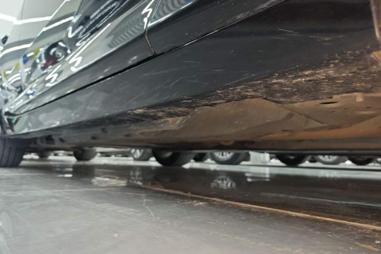 Used Cadillac CT5 2022 28T Luxury Version (Standard Edition) Right Side Sill