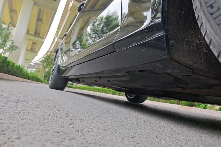 Used Cadillac CT5 2022 28T Luxury Version (Standard Edition) Right Side Sill