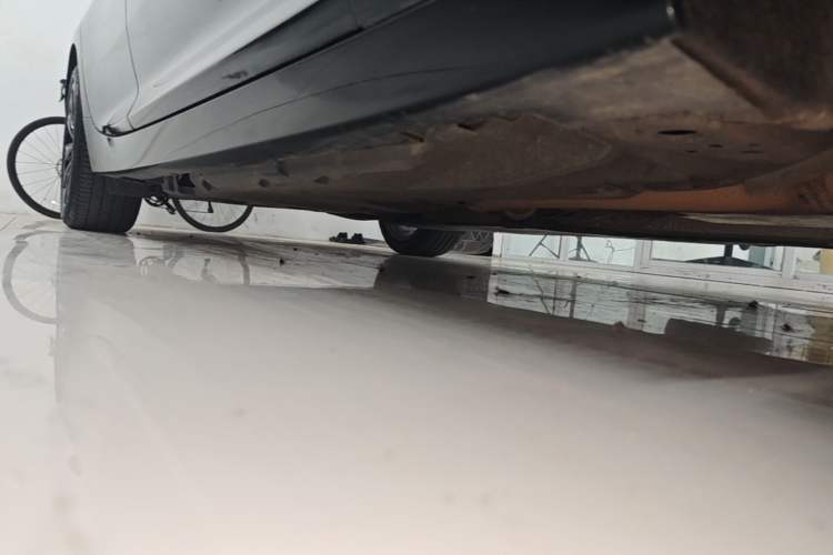 Used Cadillac CT5 2022 28T Luxury Edition Right Side Sill