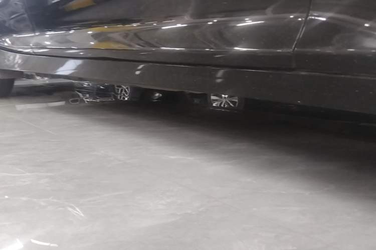 Used Cadillac CT5 2022 28T Luxury Version (Standard Edition) Right Side Sill