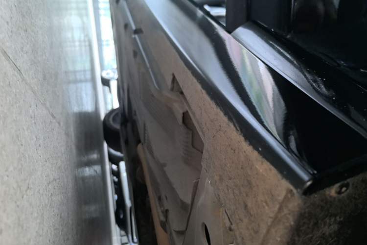 Used Cadillac CT5 2022 28T Luxury Version (Standard Edition) Right Side Sill