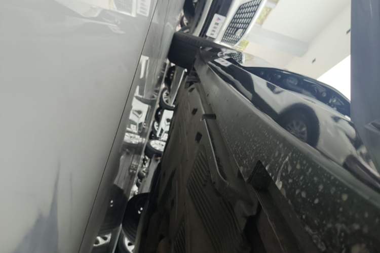 Used Cadillac CT5 2022 28T Luxury Version (Standard Edition) Right Side Sill