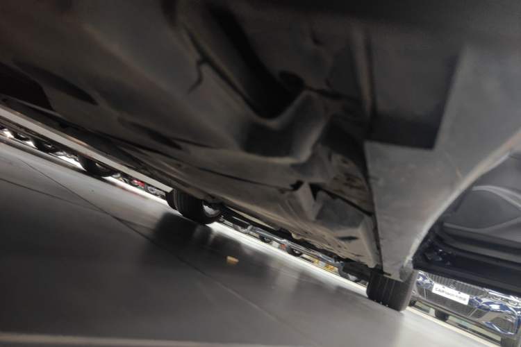 Used Cadillac CT5 2022 28T Luxury Version (Standard Edition) Right Side Sill