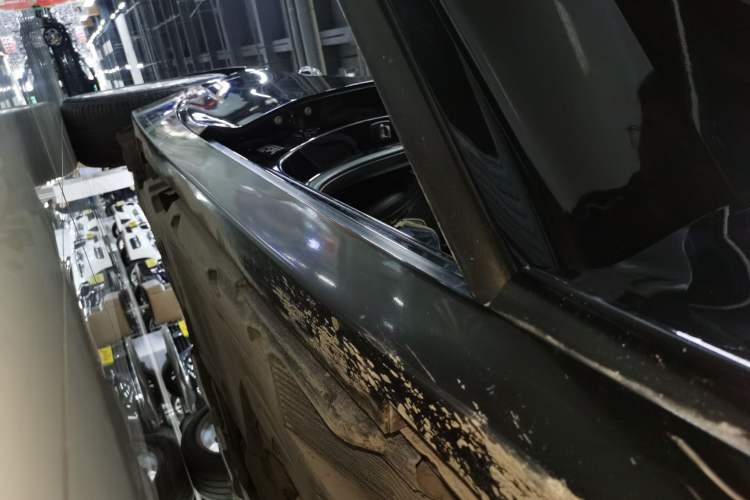 Used Cadillac CT5 2022 28T Luxury Version (Standard Edition) Right Side Sill