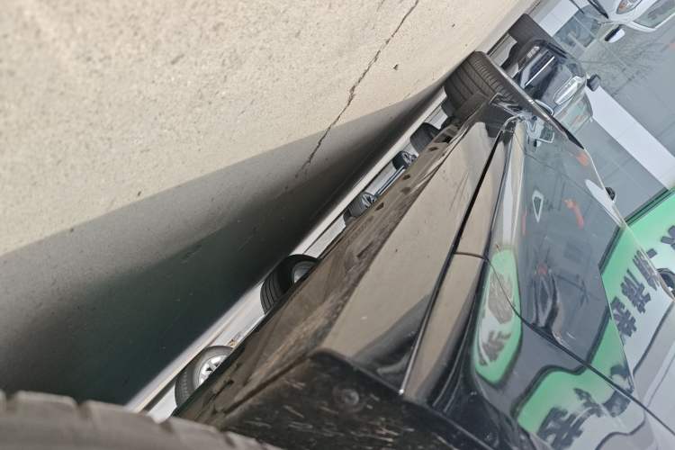 Used Cadillac CT5 2022 28T Fashion Edition Right Side Sill