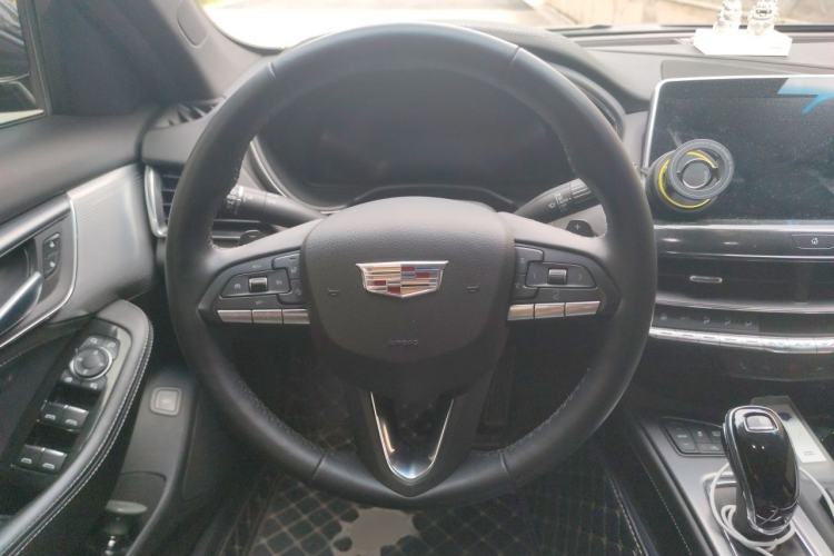 Used Cadillac CT5 2022 28T Prestige Edition Steering Wheel