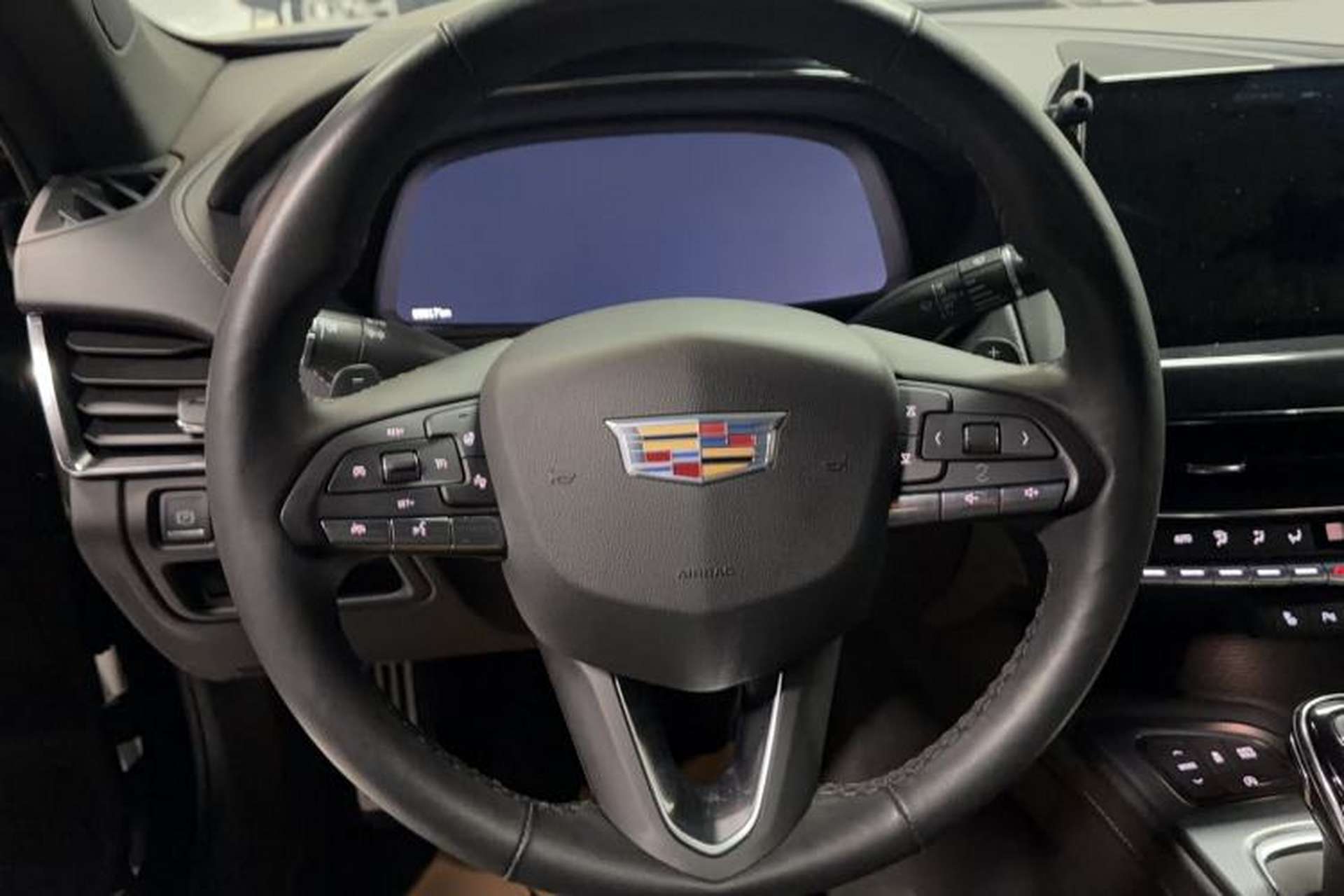 Used Cadillac CT5 2022 28T Prestige Edition Steering Wheel