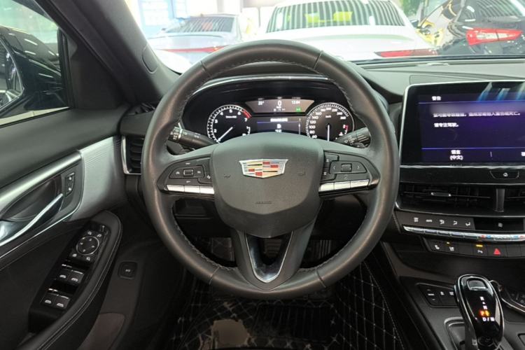 Used Cadillac CT5 2022 28T Luxury Edition Steering Wheel