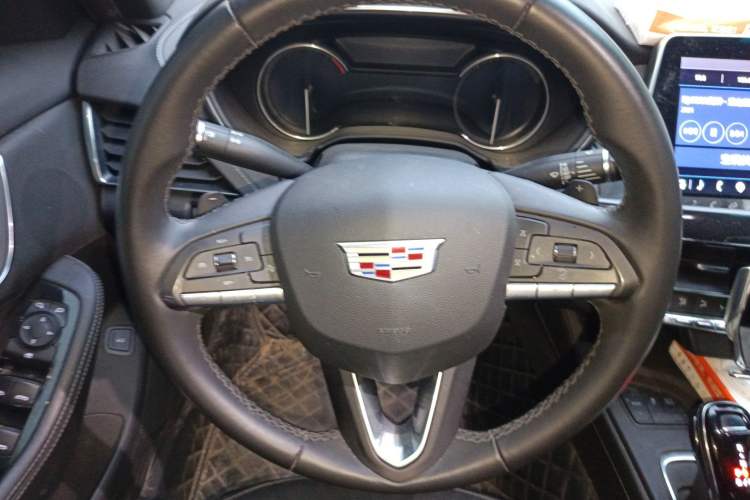 Used Cadillac CT5 2022 28T Fashion Edition Steering Wheel