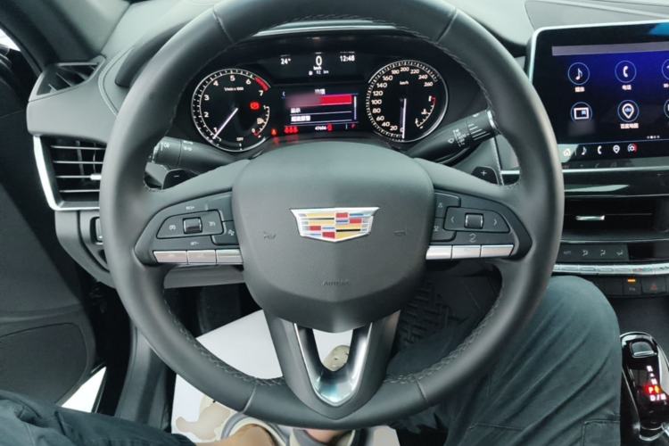 Used Cadillac CT5 2022 28T Luxury Version (Standard Edition) Steering Wheel