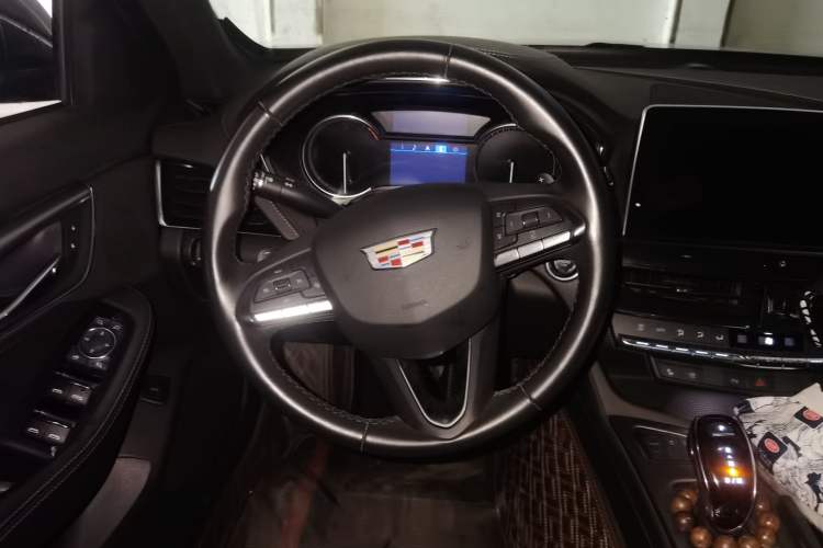 Used Cadillac CT5 2022 28T Luxury Version (Standard Edition) Steering Wheel