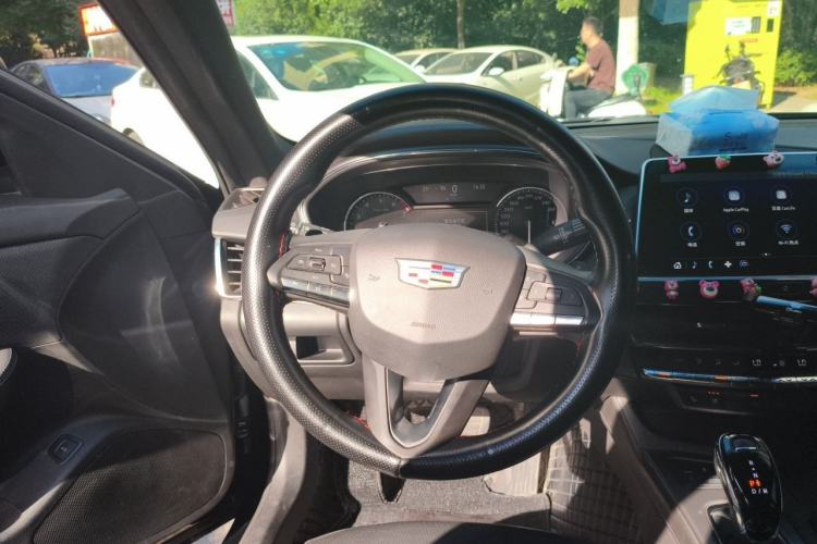 Used Cadillac CT5 2022 28T Luxury Version (Standard Edition) Steering Wheel