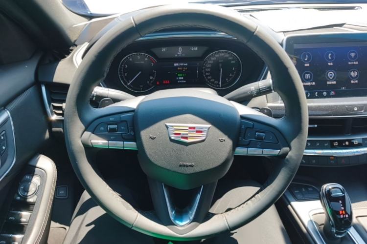 Used Cadillac CT5 2022 28T Luxury Version (Standard Edition) Steering Wheel